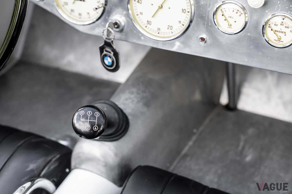 オークションに登場した1939年製BMW「328スペシャルコンペティション ロードスター」Remi Dargegen(c)2024 Courtesy of RM Sotheby's