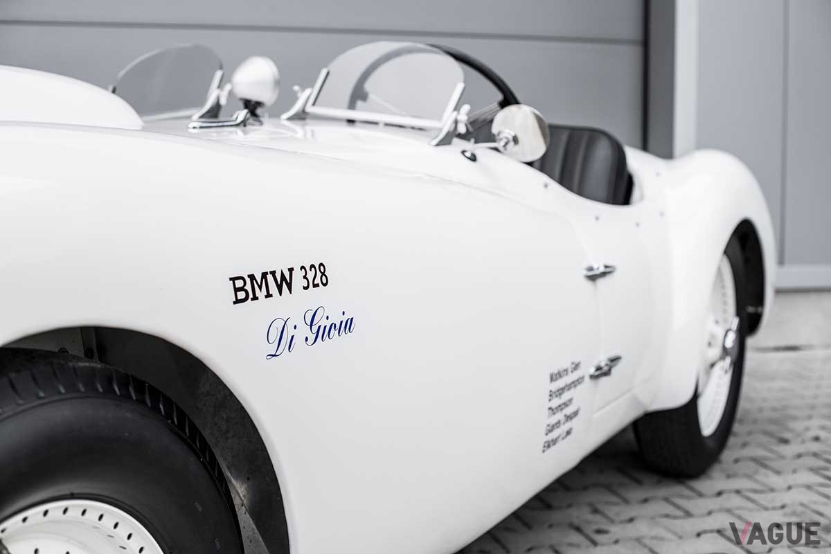 オークションに登場した1939年製BMW「328スペシャルコンペティション ロードスター」Remi Dargegen(c)2024 Courtesy of RM Sotheby's