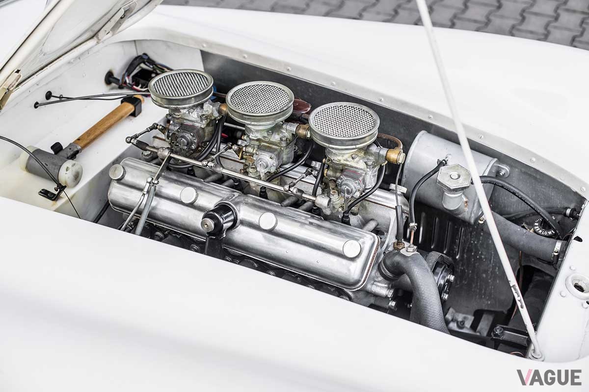 オークションに登場した1939年製BMW「328スペシャルコンペティション ロードスター」Remi Dargegen(c)2024 Courtesy of RM Sotheby's