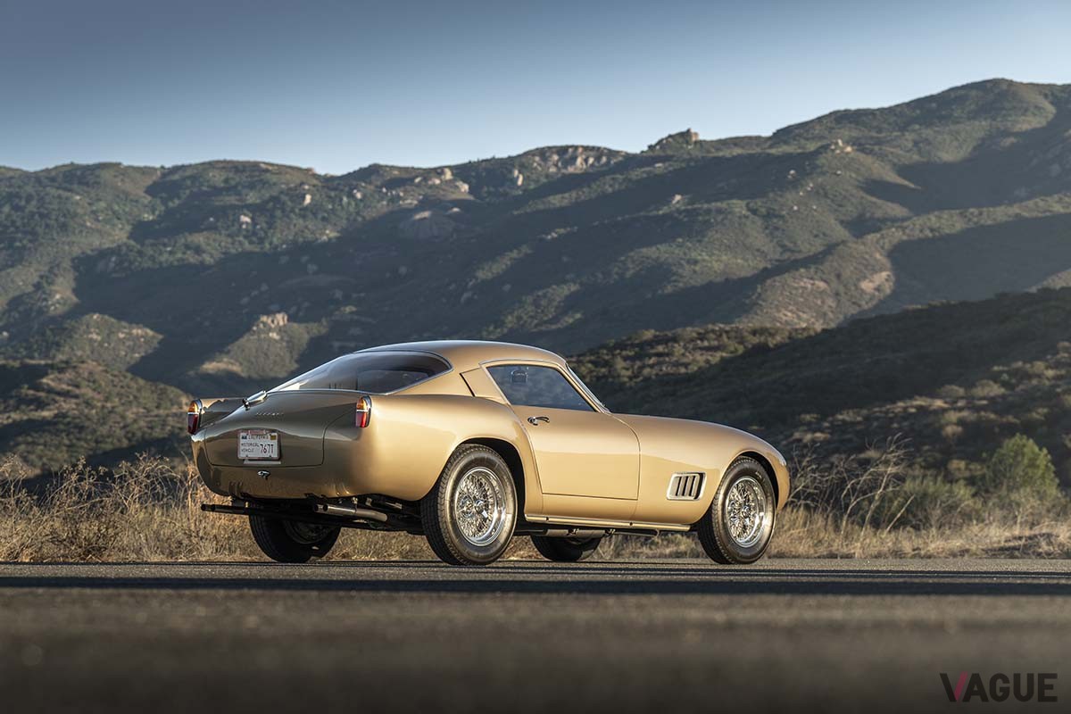 1958年製フェラーリ「250GT LWB ベルリネッタ“ツールドフランス”by スカリエッティ」Robin Adams(c)2023 Courtesy of RM Sotheby's