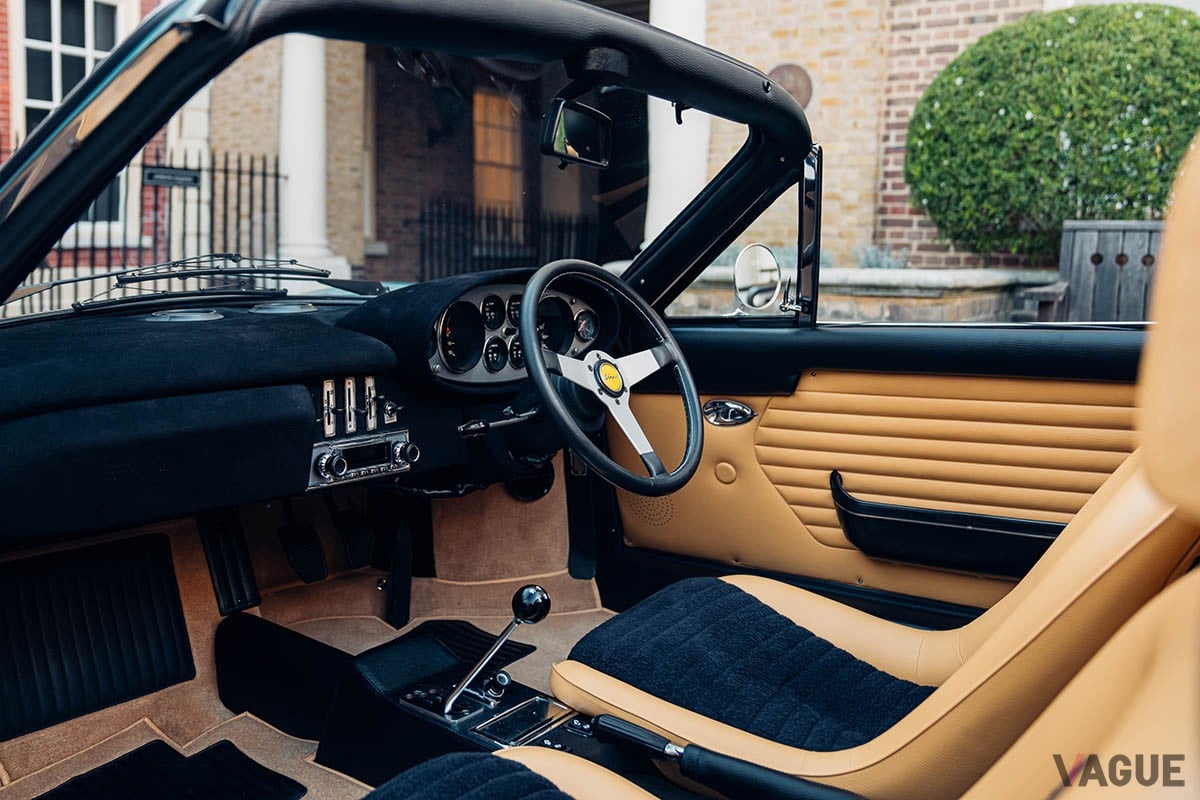 オークションに登場した1973年式フェラーリ「ディーノ246GTS byスカリエッティ」Alex Penfold(c)Courtesy of RM Sotheby's