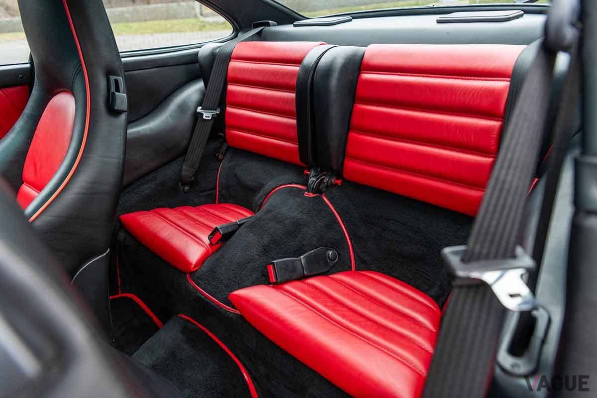 オークションに登場した1988年式ポルシェ「911ターボ フラットノーズ クーペ」Avery Peechatka(c)2024 Courtesy of RM Sotheby's