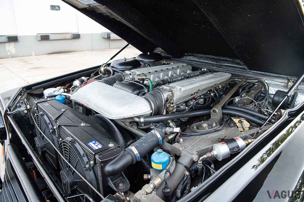 オークションに登場、45万500ドル（日本円で約6750万円）で落札された1993年式ランボルギーニ「LM002」 Greg Keyser(c)2024 Courtesy of RM Sotheby's