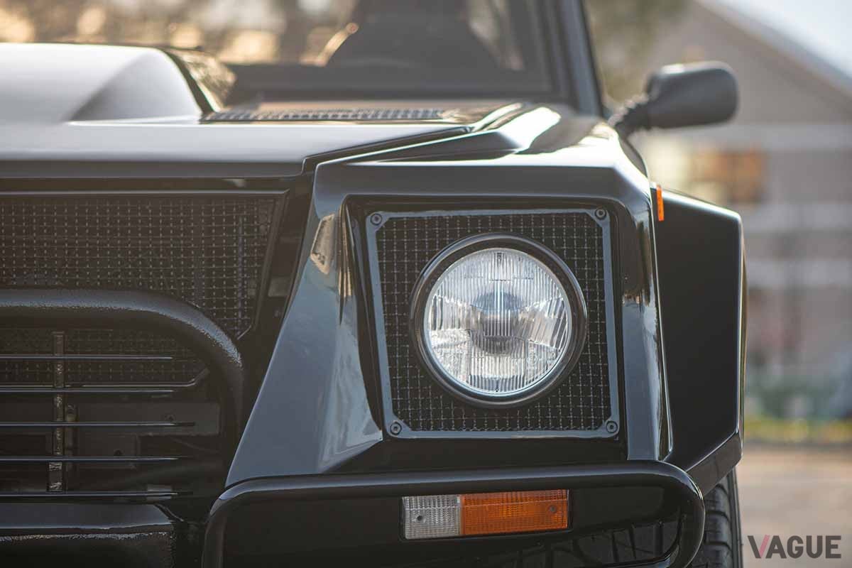 いま流行の“スーパーSUV”の先駆け!? 約40年前に登場した444馬力V12