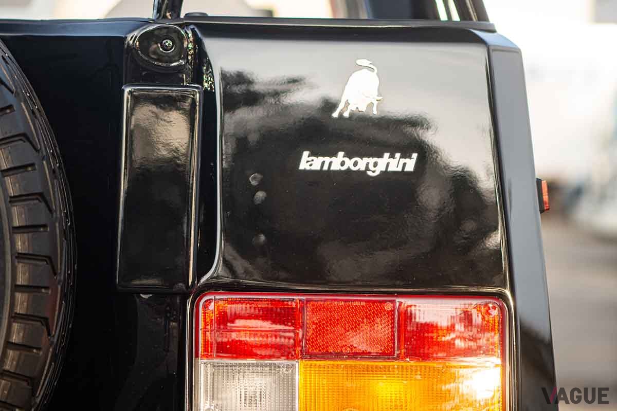 オークションに登場、45万500ドル（日本円で約6750万円）で落札された1993年式ランボルギーニ「LM002」 Greg Keyser(c)2024 Courtesy of RM Sotheby's