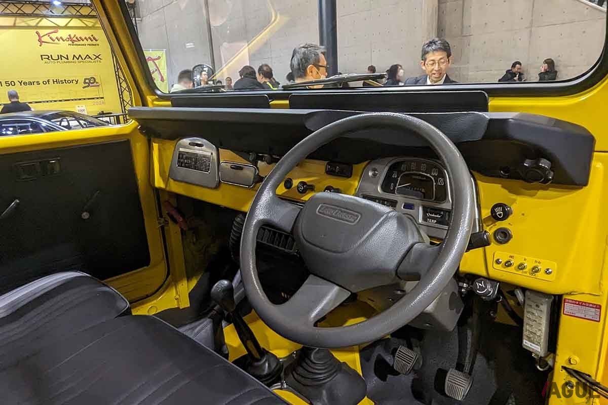 「ランドクルーザー40✕ランドクルーザー70」のインテリア