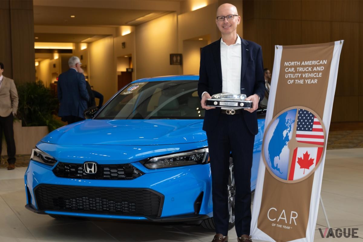 北米カー・オブ・ザ・イヤー2025乗用車部門に選ばれたホンダ「シビック・ハイブリッド」