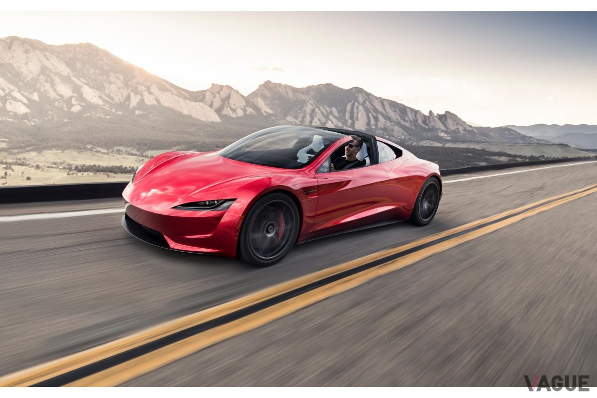 新型ロードスターの詳細スペックは未発表だが、0-100km／h加速2.1秒、航続距離1000km、最高速400km／hと公表されている