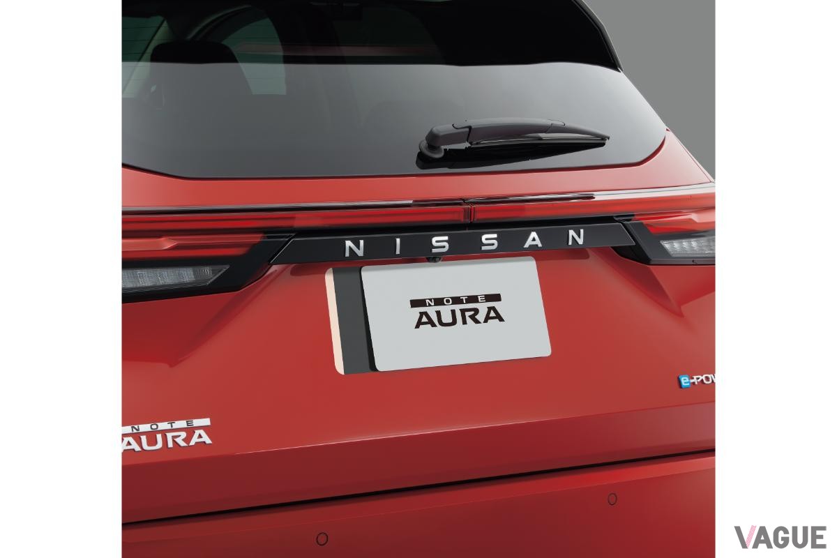 日産「ノート・オーラ」