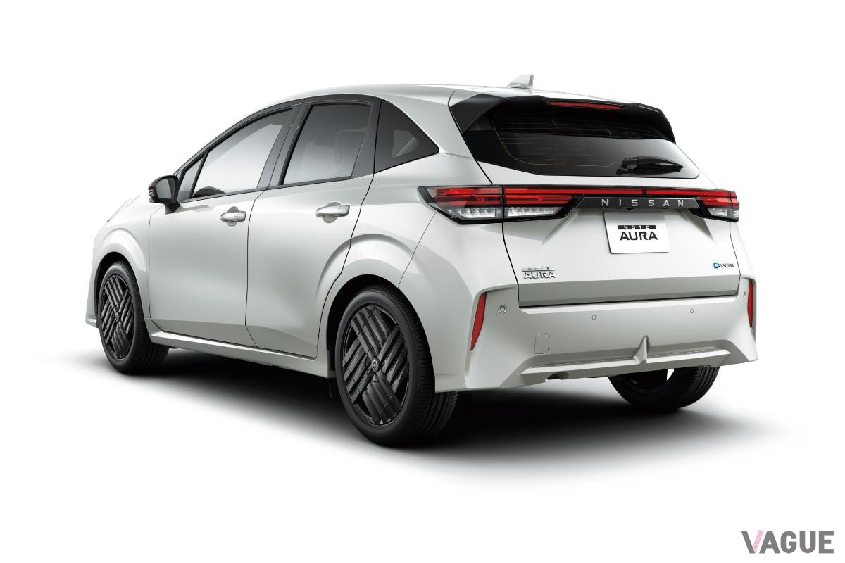 日産「ノート・オーラ」