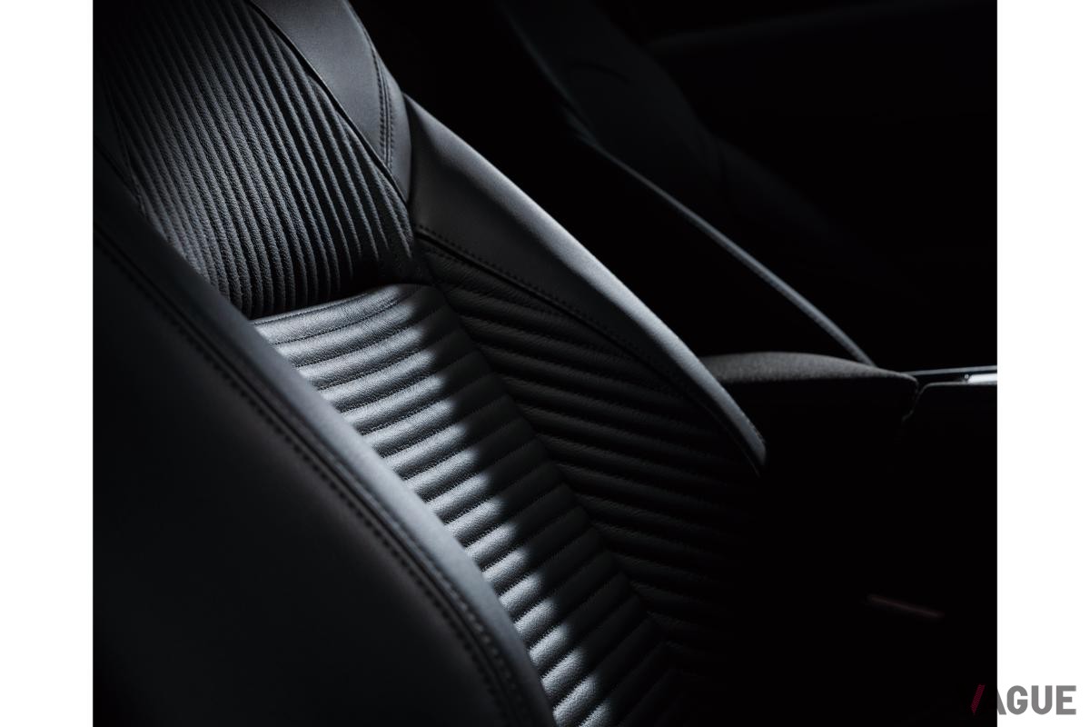 日産「ノート・オーラ」