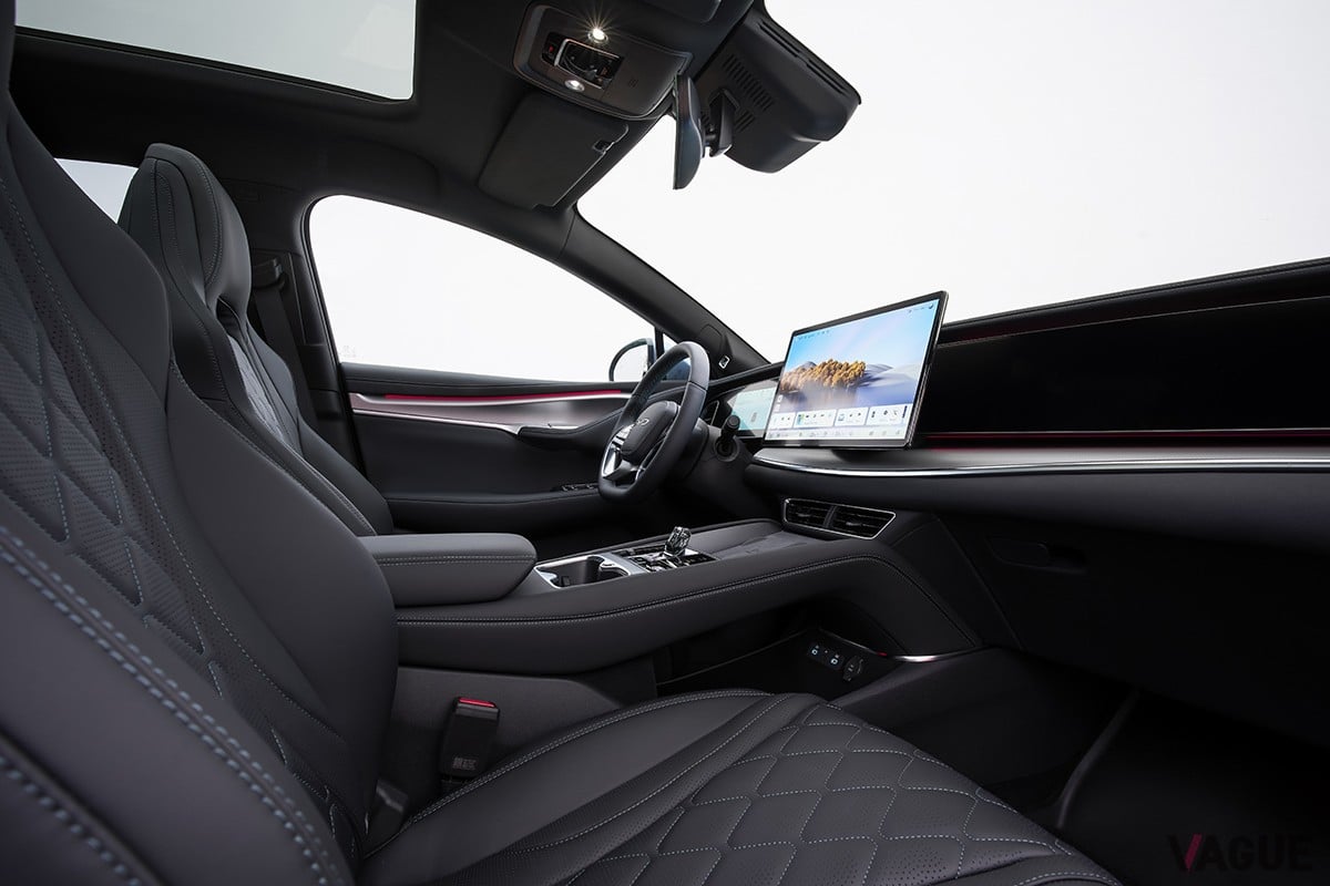 新型「BYDシーライオン7」