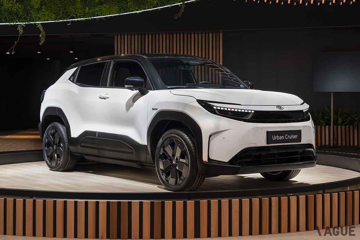 ブリュッセルモーターショー（サロン・ド・ロト2025）で初公開されたトヨタ新型「アーバンクルーザー」