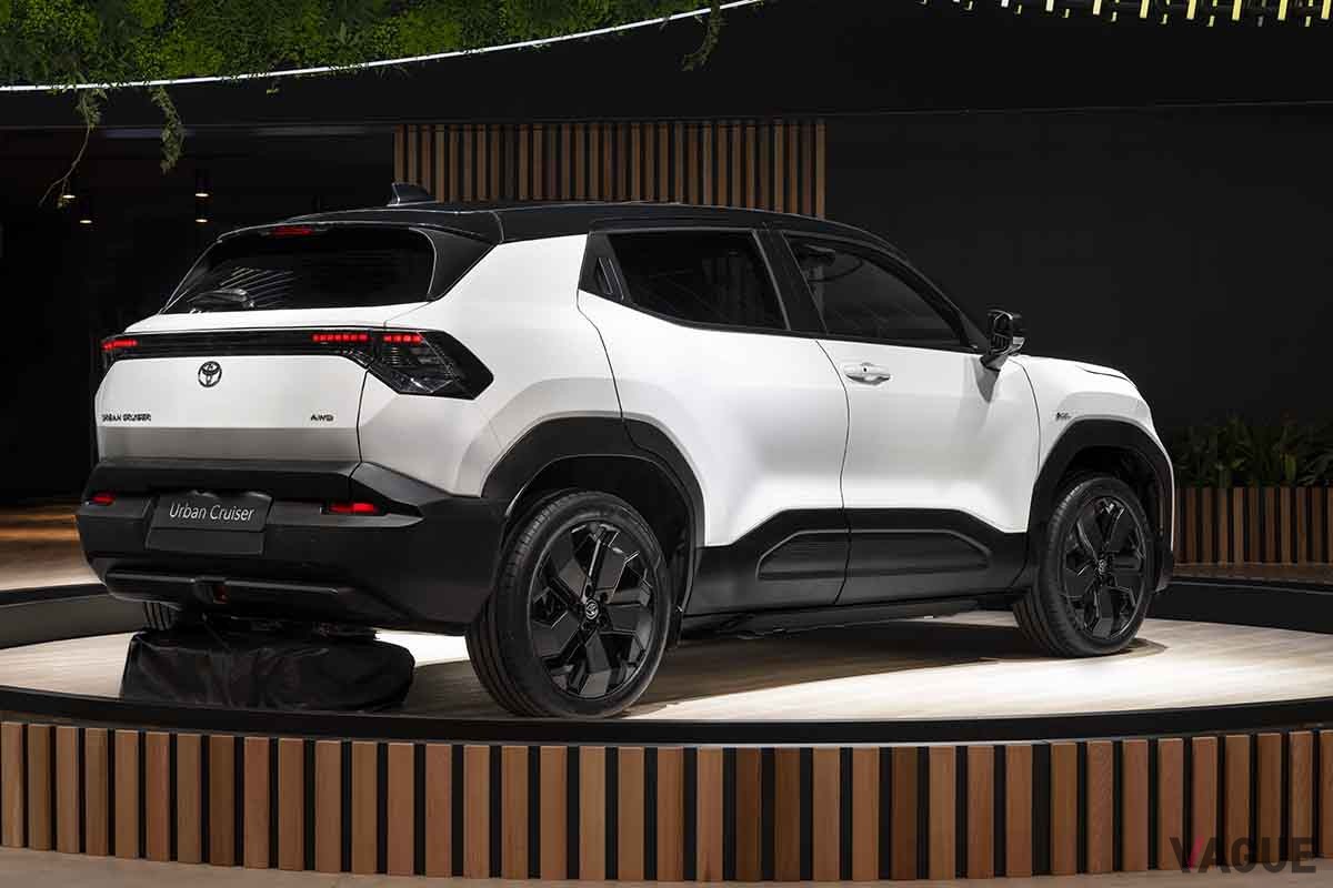 ブリュッセルモーターショー（サロン・ド・ロト2025）で初公開されたトヨタ新型「アーバンクルーザー」
