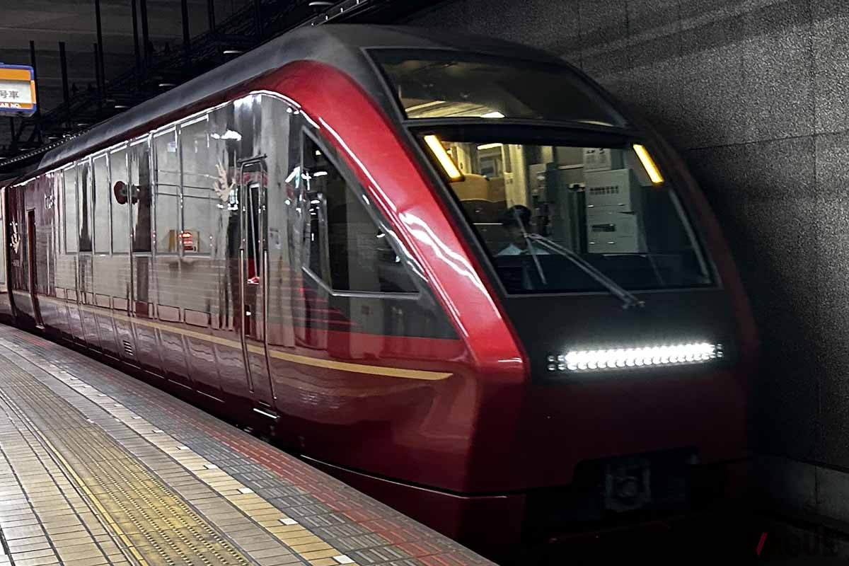 近鉄特急「ひのとり」