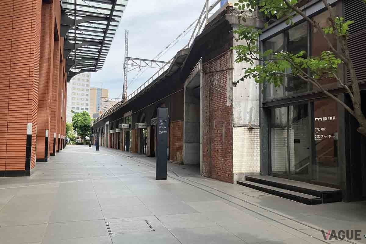 「マーチエキュート神田万世橋」は旧万世橋駅の遺構を整備した商業施設だ