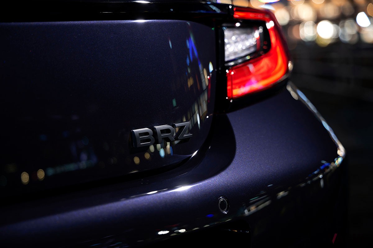 スバル「BRZ STIスポーツ パープルエディション」