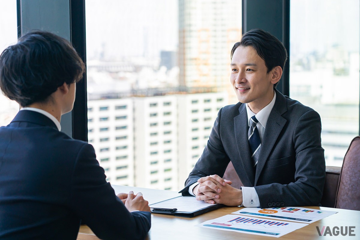 好印象を与えるためには、服装と髪型にギャップ（違和感）をつくらないことも大きなポイント