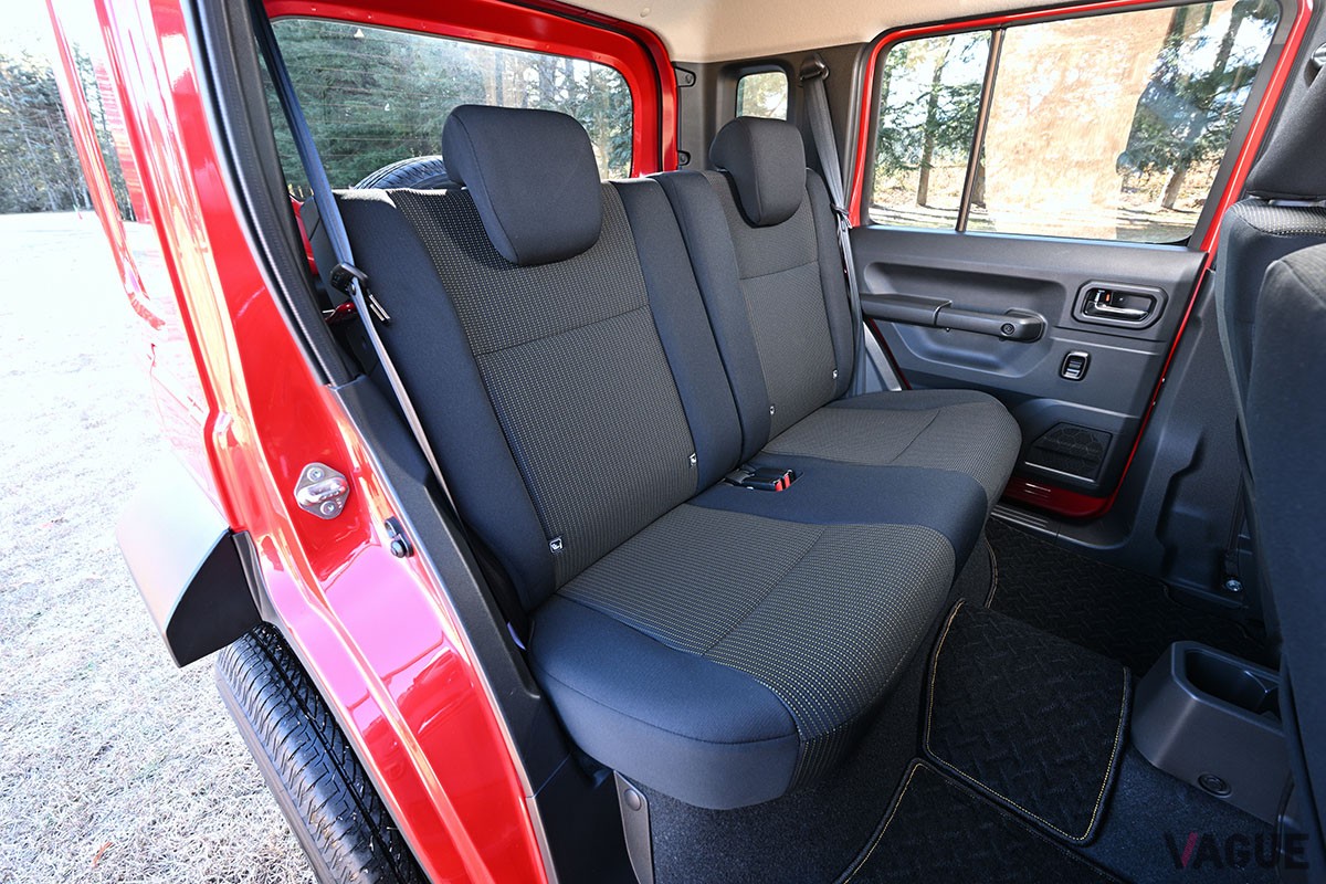 スズキ新型「ジムニーノマド」