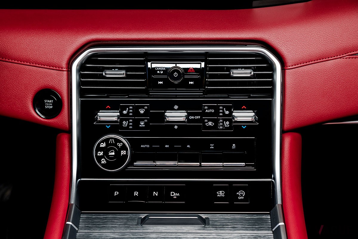 日産「パトロール」