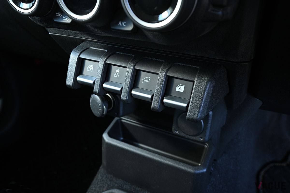 スズキ新型「ジムニーノマド」