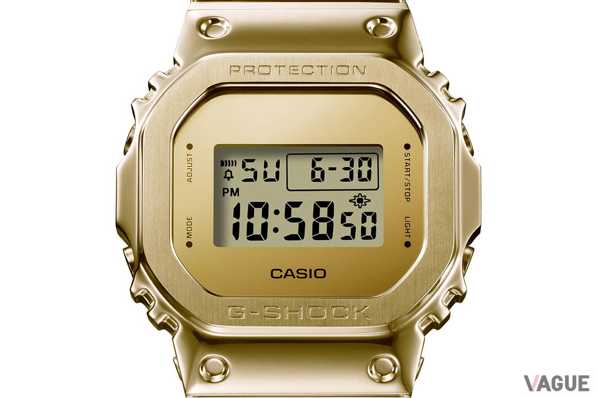 「CASIO G-SHOCK FINE METALLIC SERIES」ゴールド×ゴールドダイヤルモデル（品番：GM-5600YMG　4万2900円、消費税込）