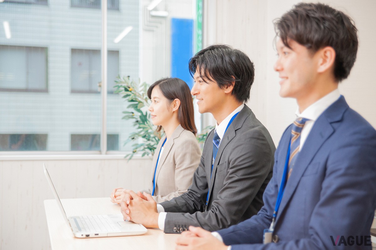 好印象を与えるためには、服装と髪型にギャップ（違和感）をつくらないことも大きなポイント