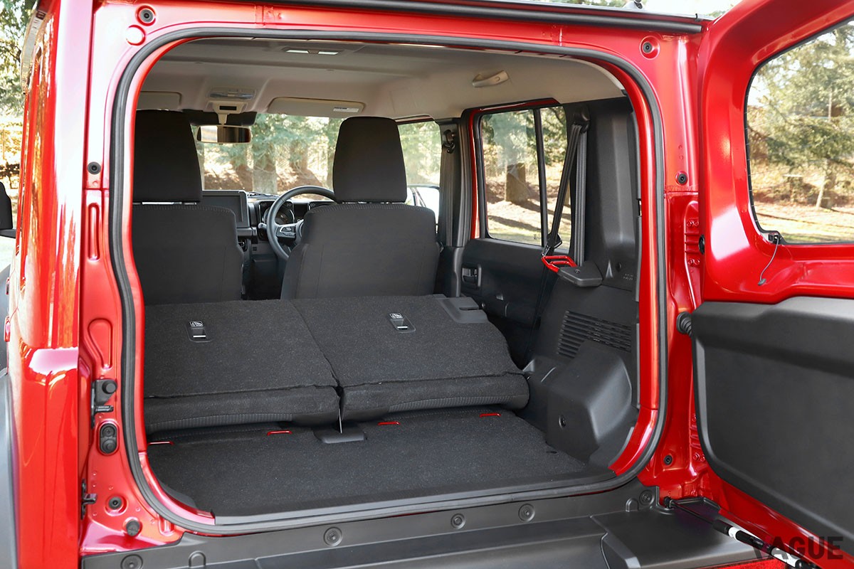 2025年1月30日に発表されたスズキ新型「ジムニーノマド」