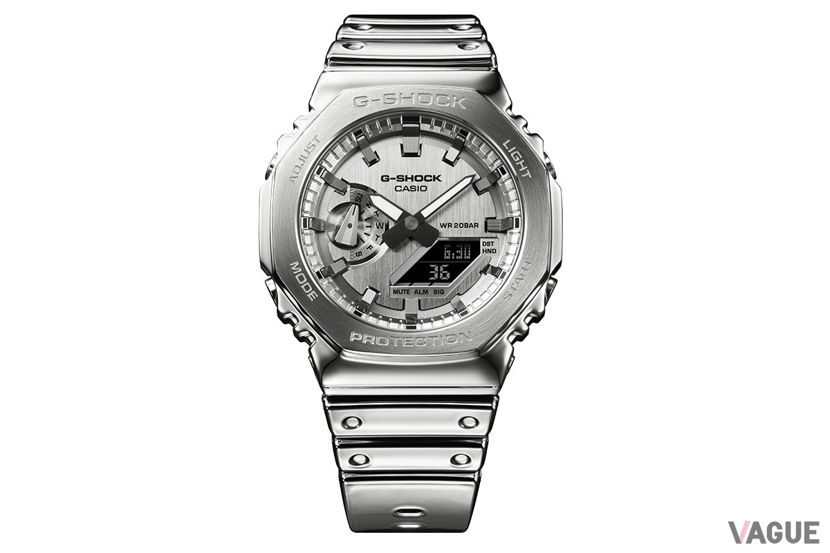 「CASIO G-SHOCK FINE METALLIC SERIES」シルバー×シルバーダイヤルモデル（品番：GM-2100YM　4万150円、消費税込）