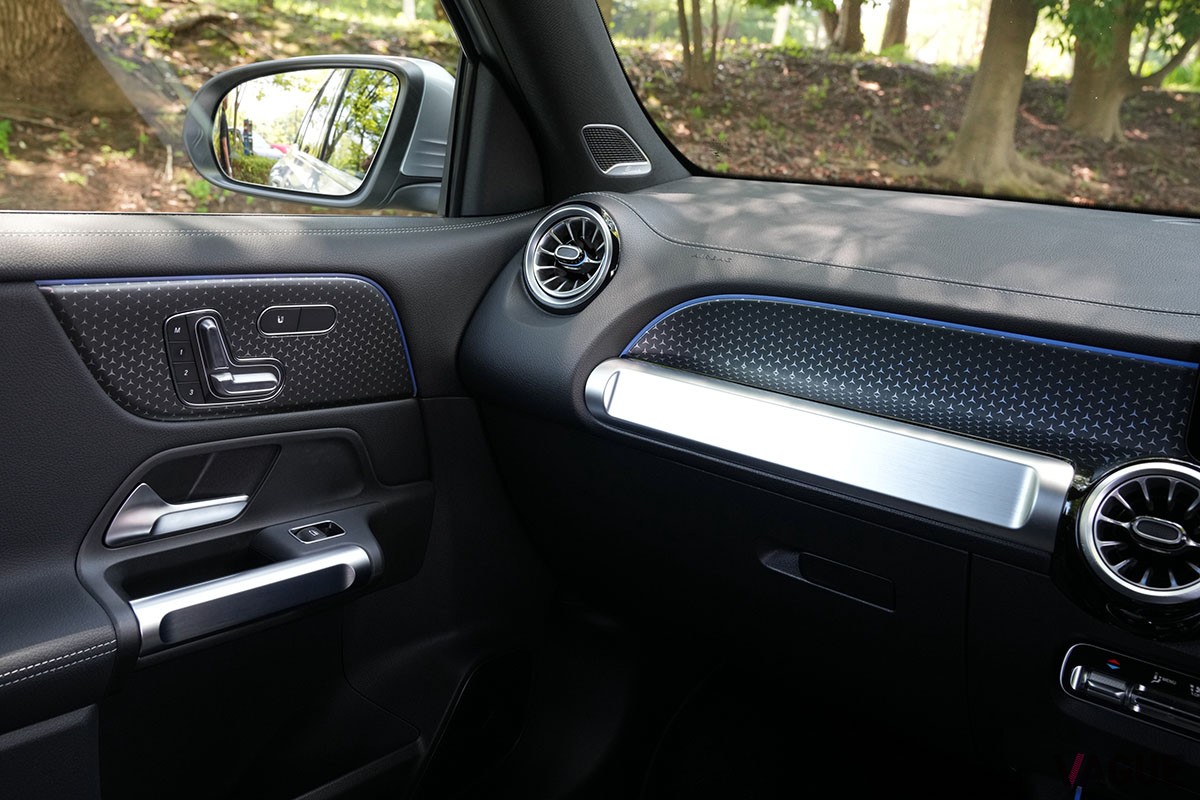 メルセデス・ベンツ新型「EQA」