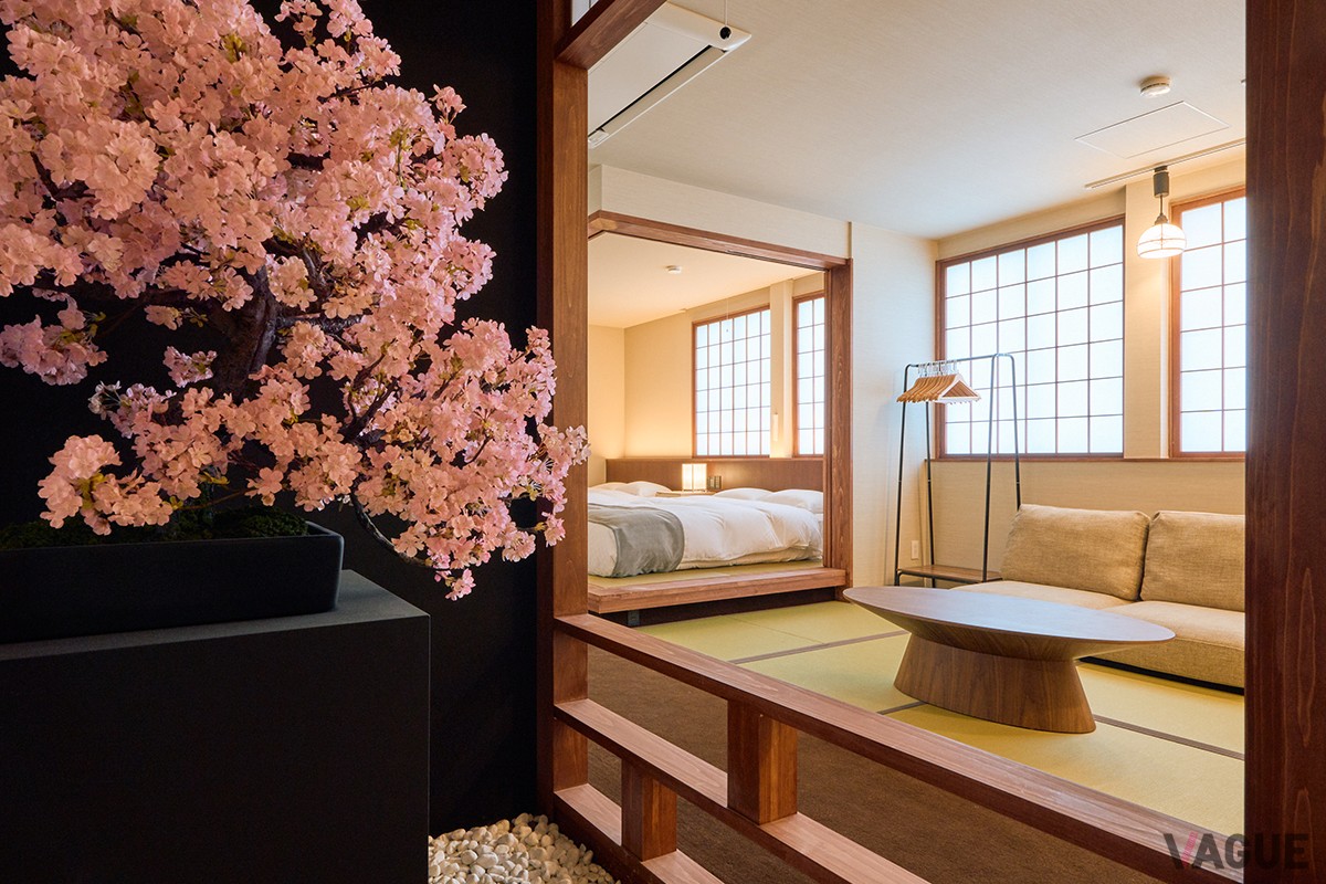 「今昔荘大阪 天保山 観桜」　リビングルーム