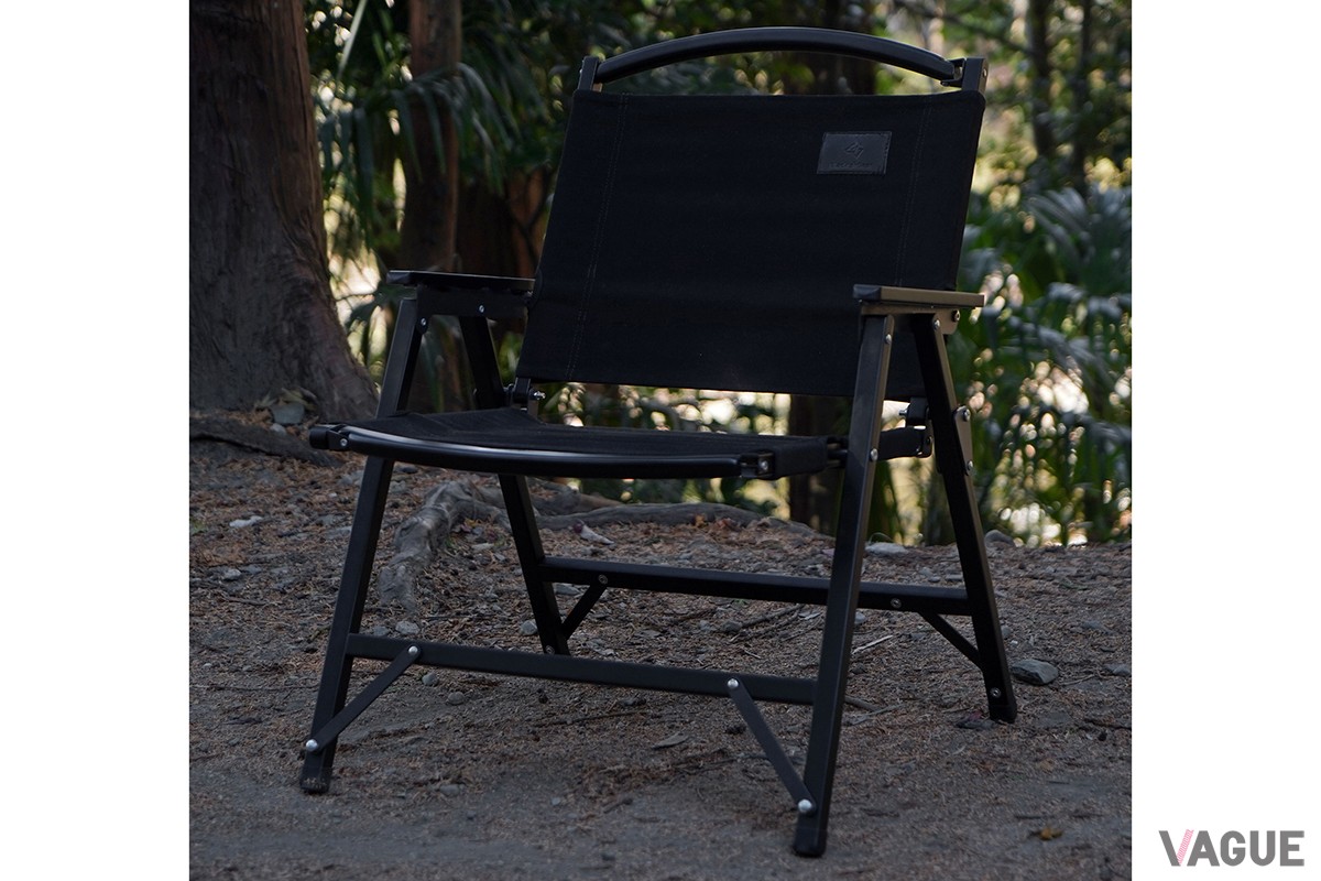 BLACK WOOD CHAIR V2