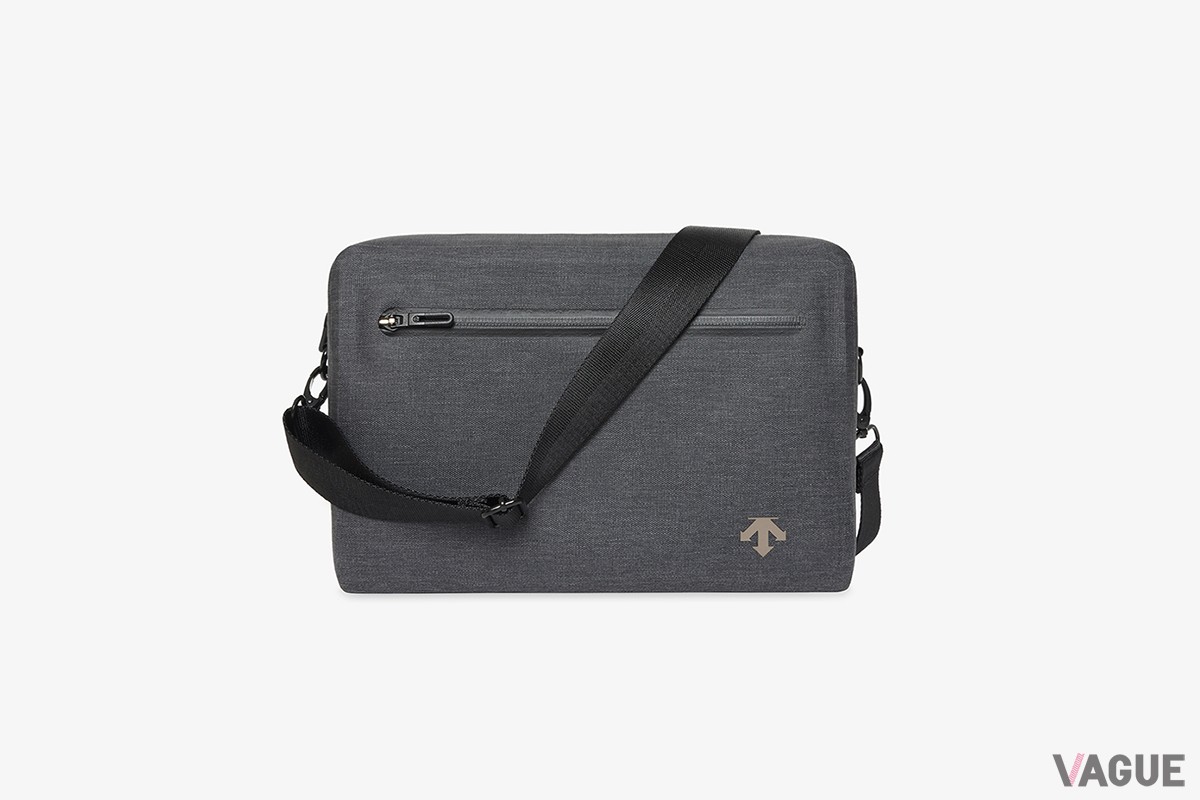 JJJJound×DESCENTE ALLTERRAIN Crossbody Bag