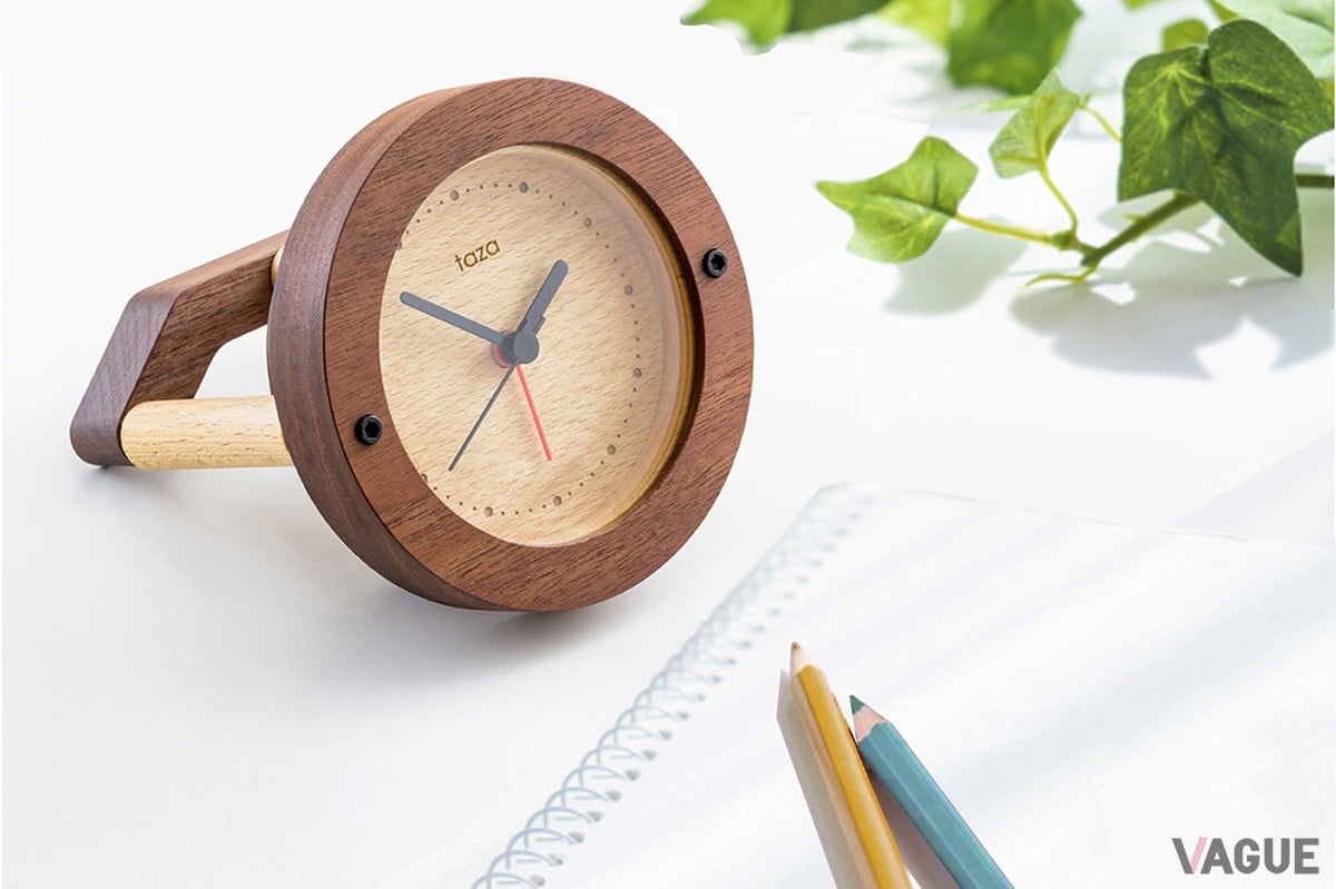 木目のぬくもりが仕事や勉強のお供として優しく寄り添う