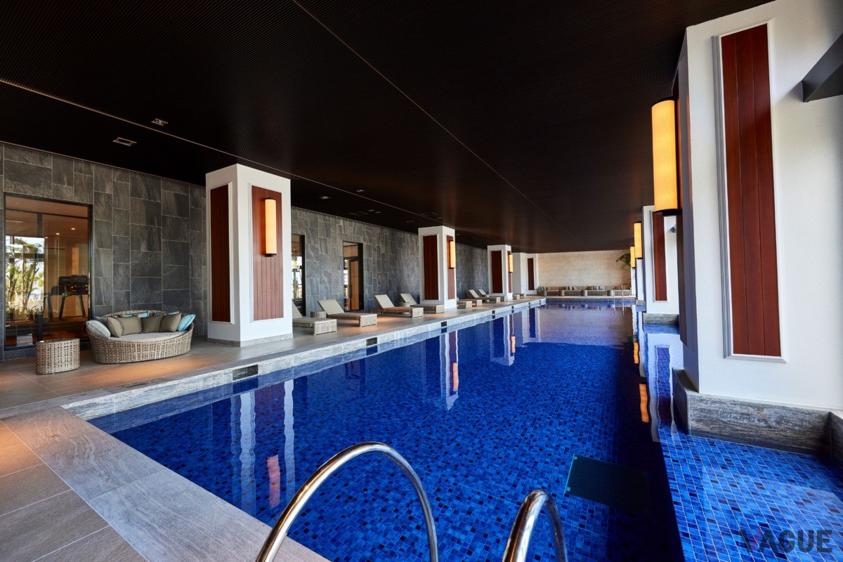 インドアプール