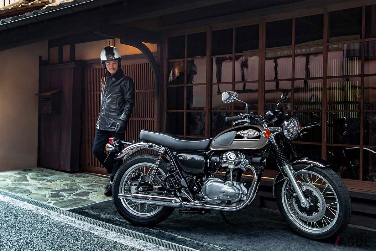 カワサキ「W800」