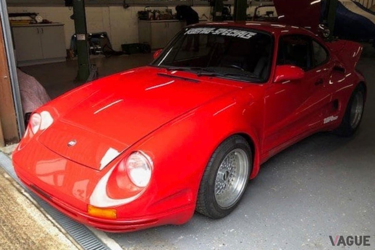 イギリスの中古車売買サイト・Car＆Classicに出品されている1988年式の「911ターボ“ロードランナー”」（C）Car＆Classic