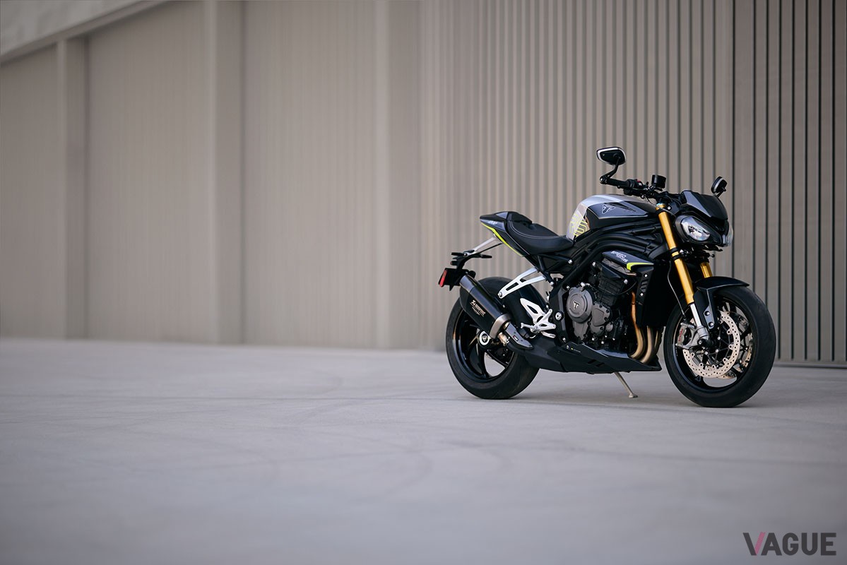 トライアンフ新型「スピードトリプル1200RS」