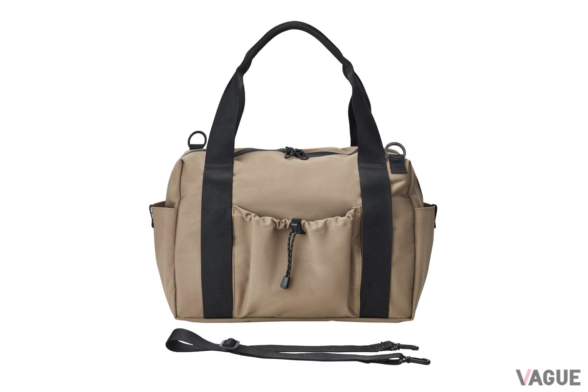 店舗限定の「ボストンバック」は付属のベルトを付ければ、ショルダータイプにもなる2way仕様