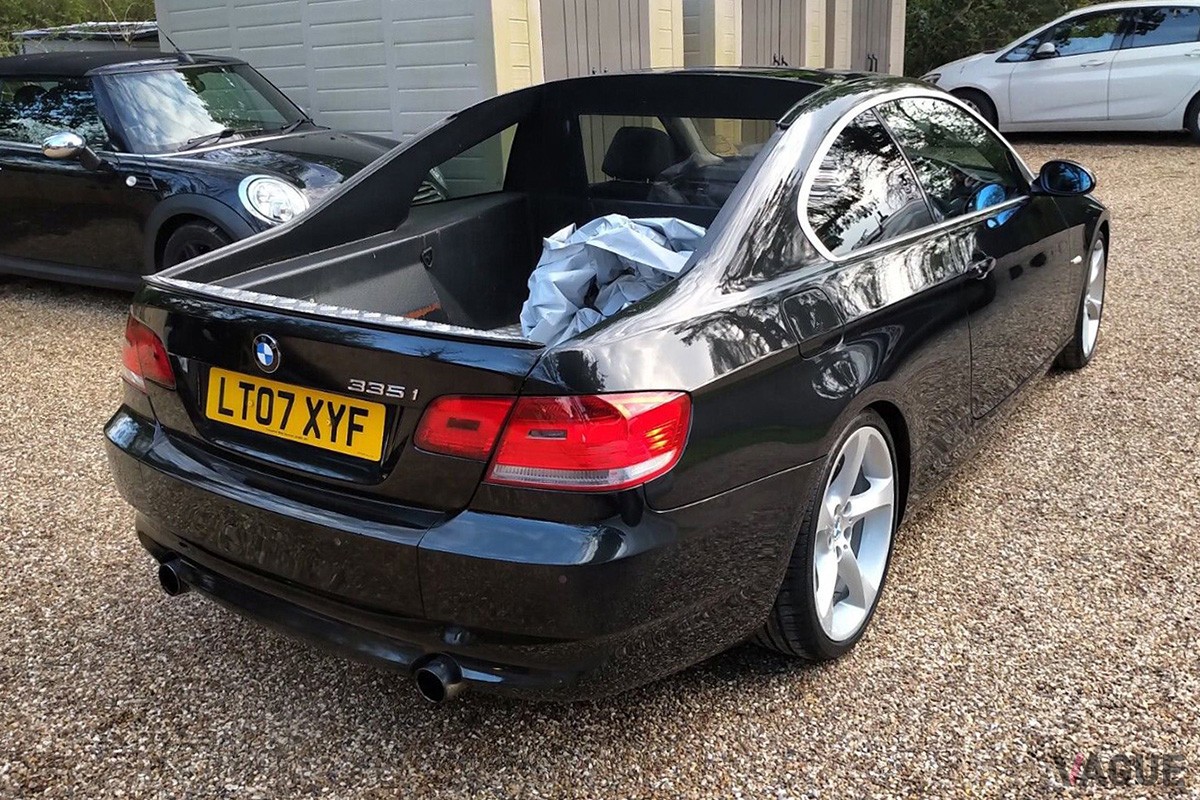 eBayに出品されていたBMW「335iクーペ」ベースのピックアップ。後席より後方をオープン化して荷台に変更（C）eBay