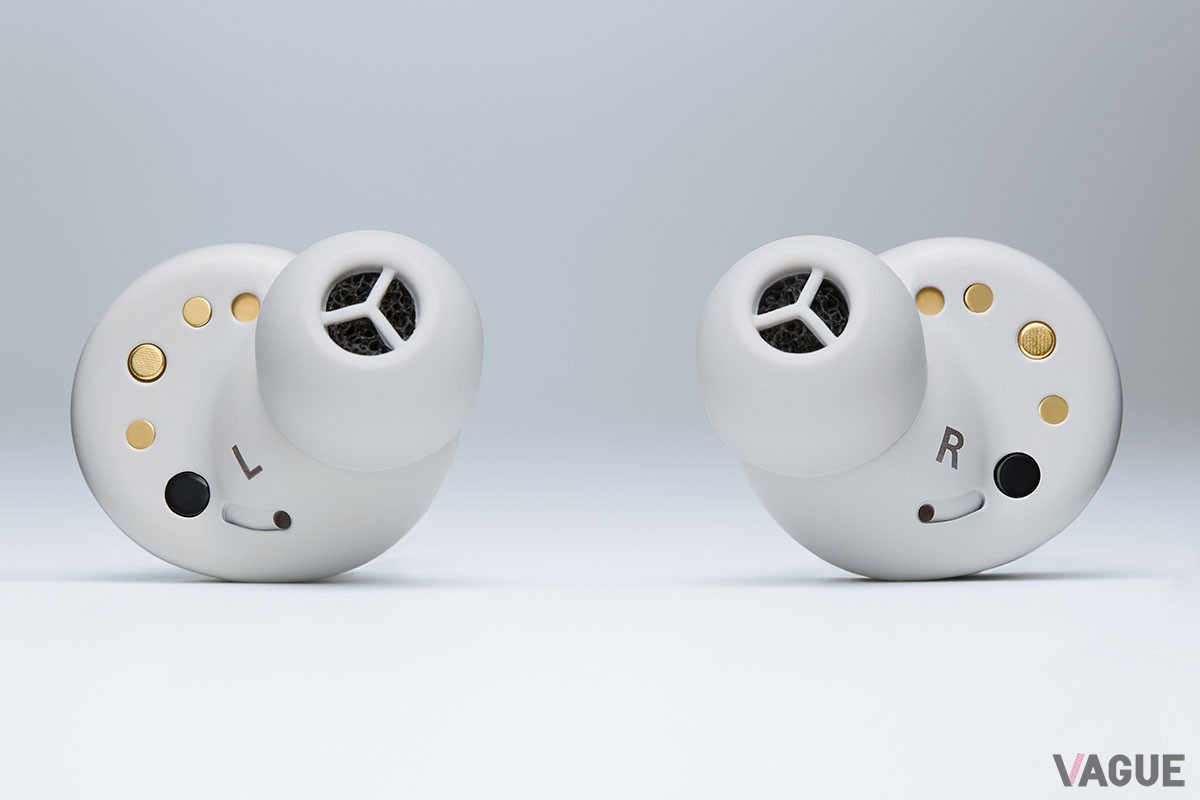 テクニクスの新ワイヤレスステレオインサイドホン「EAH-AZ100」