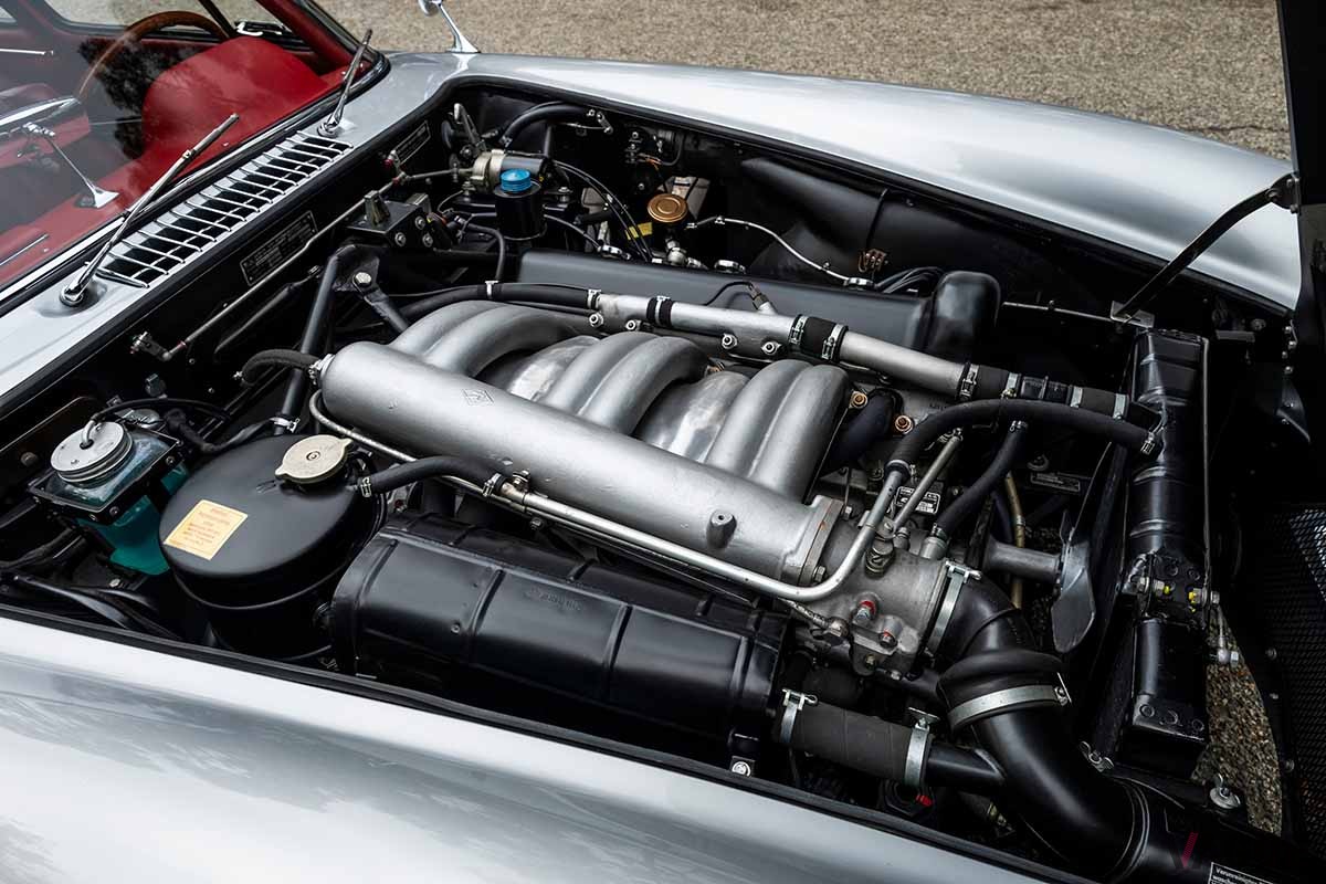 オークションに出品された1956年式メルセデス・ベンツ「300SLガルウイング」 Robin Adams(c)2024 Courtesy of RM Sotheby's
