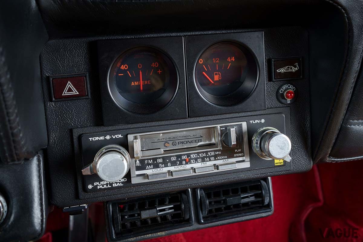 オークションに出品される1983年式フェラーリ「512BBi」Josh Bryan(c)Courtesy of RM Sotheby's