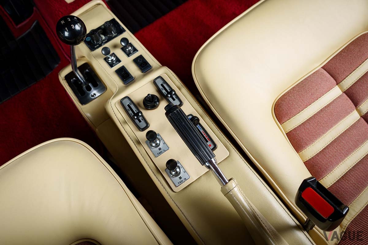 オークションに出品される1983年式フェラーリ「512BBi」Josh Bryan(c)Courtesy of RM Sotheby's