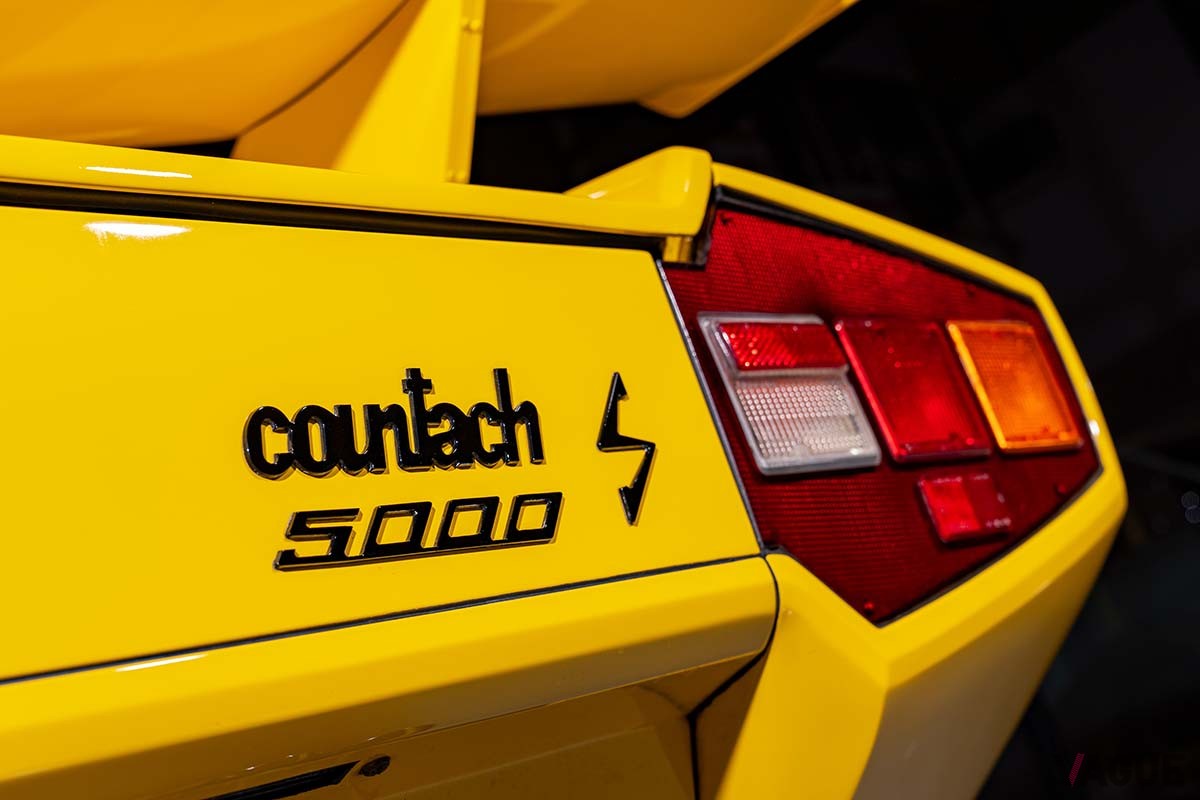 オークションに出品されている1983年式ランボルギーニ「カウンタック5000S」 Motorcar Studios(c)2025 Courtesy of RM Sotheby's