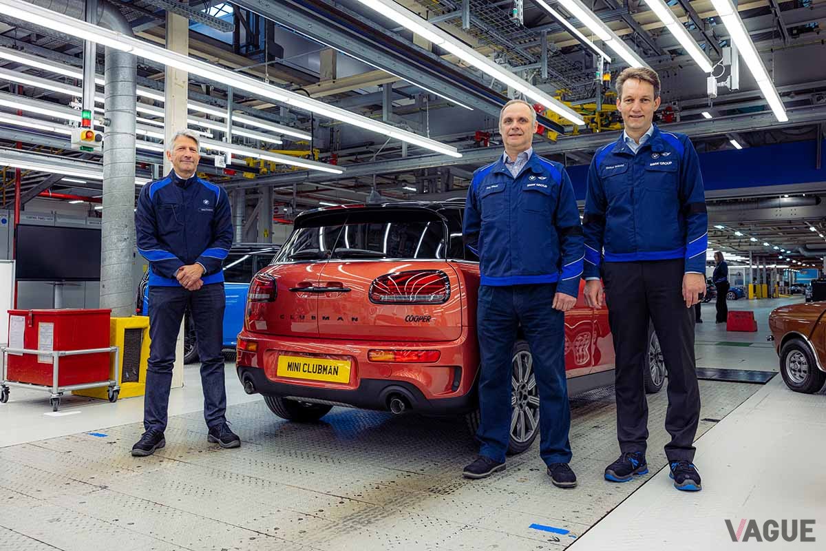 MINI英国オックスフォード工場で生産を終了した「ミニ・クラブマン」の式典の様子