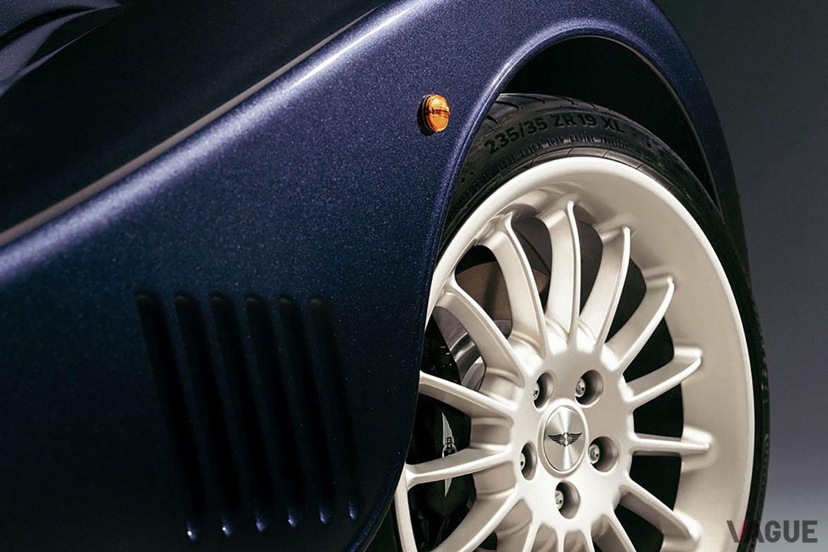 限定生産のモーガン「プラス・シックス・ピナクル」