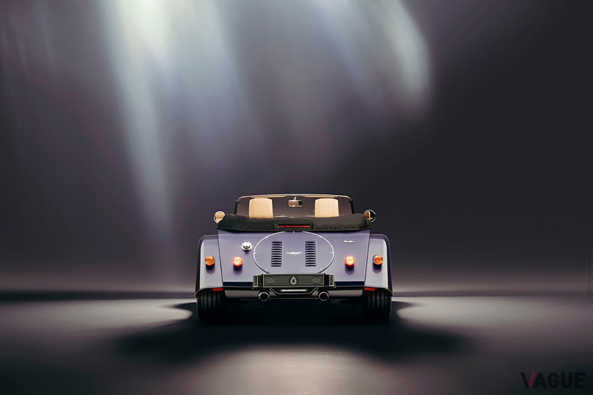 限定生産のモーガン「プラス・シックス・ピナクル」