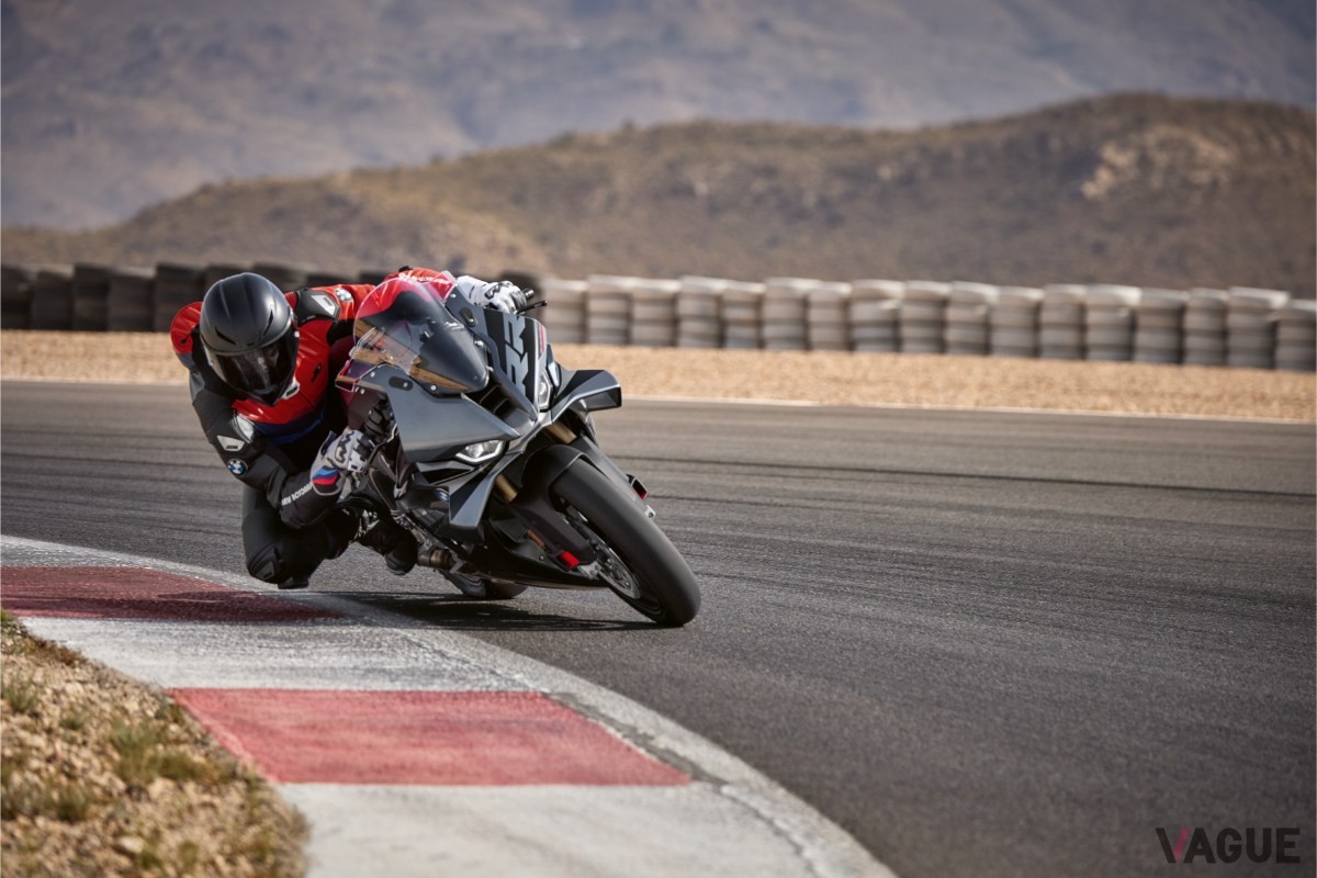 2025年2月5日に発表されたBMWモトラッド新型「S 1000 RR」