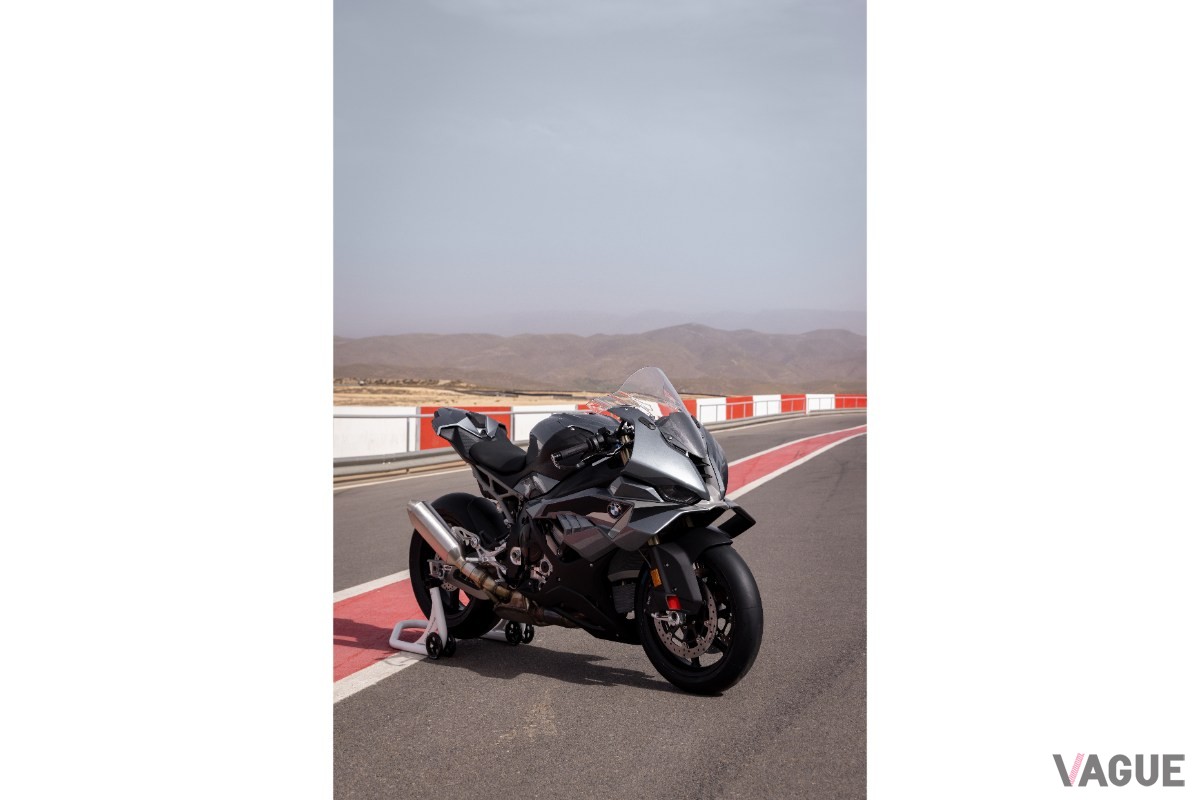 2025年2月5日に発表されたBMWモトラッド新型「S 1000 RR」